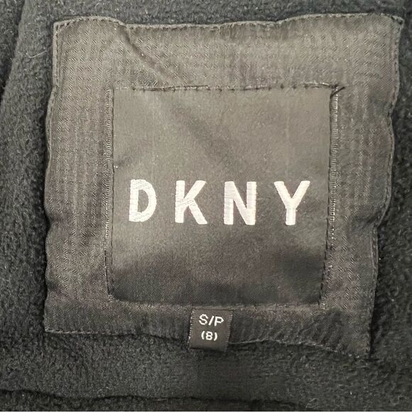 DKNY boys black winter heavyweight parkaSize 8 - Picture 11 of 12